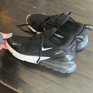 Nike AirMax 270